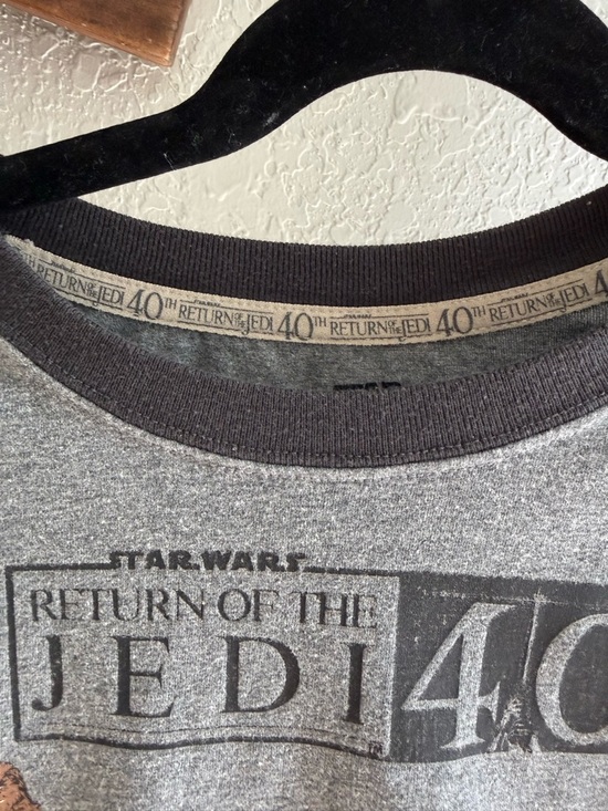 Star Wars Gray Short-Sleeve Kids Tee with Black Trim - Picture 3 of 6